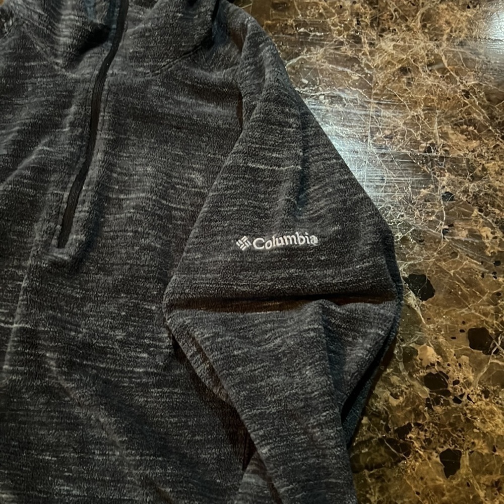 Small Columbia pullover black   A331 - Picture 2 of 4